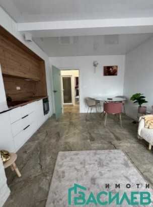 Продава се Едностаен апартамент в София, Център - 43 кв.м за 1661 €/кв.м - Снимка #1