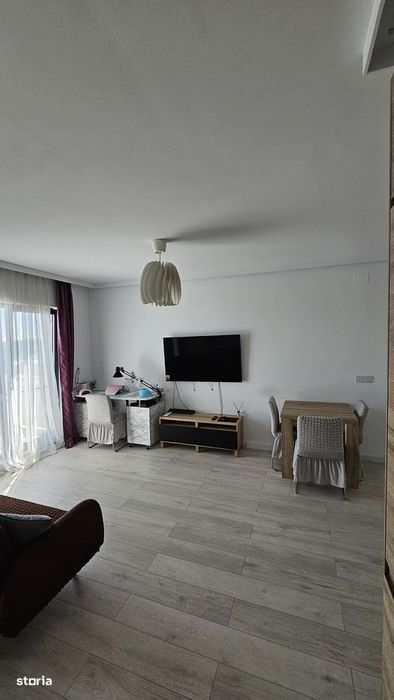 Închiriez Apartament 3 camere -Direct Proprietar- Rezidențial Vest