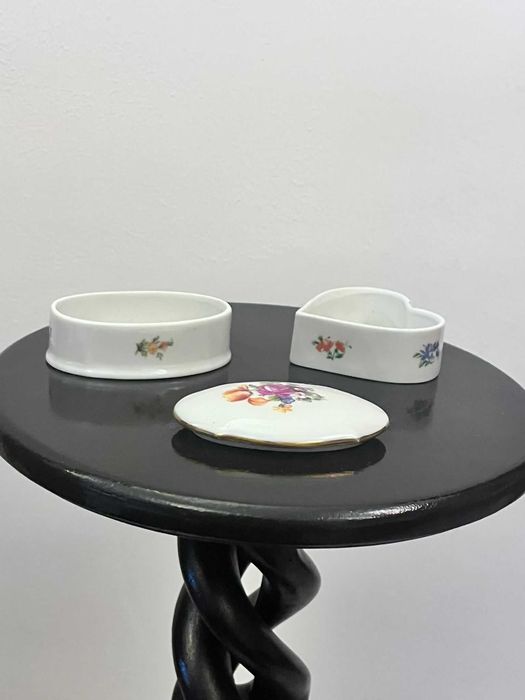 Doua casete portelan marcate germania Lippelsdorf bibelouri bibelou