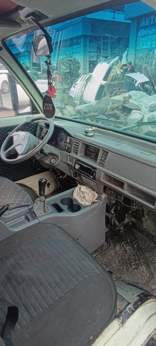 Moshin minishga tayyor ozgina ishi bor