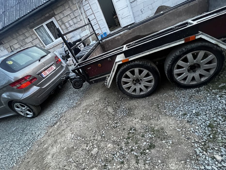 remorca cu 2 axe 1600Kg