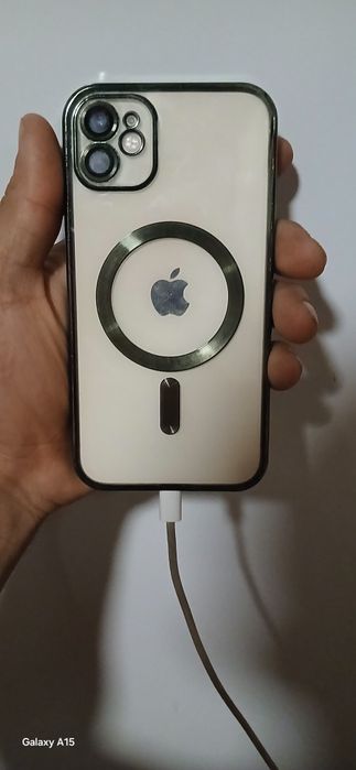 Iphone 11 dokument karobka bor