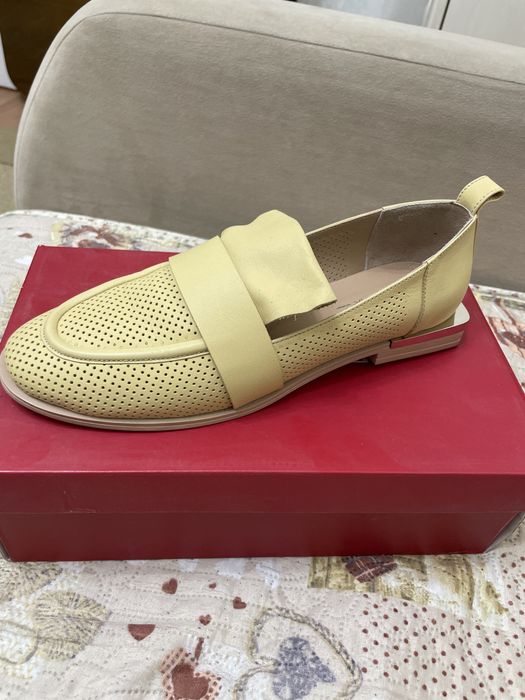 Продам новые лоферы