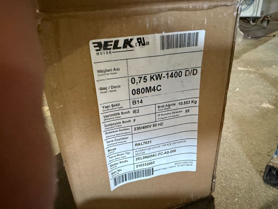 Motor electric trifazat nou ELK 0,75 kW NOU, 1440 rpm, IE2, IP55