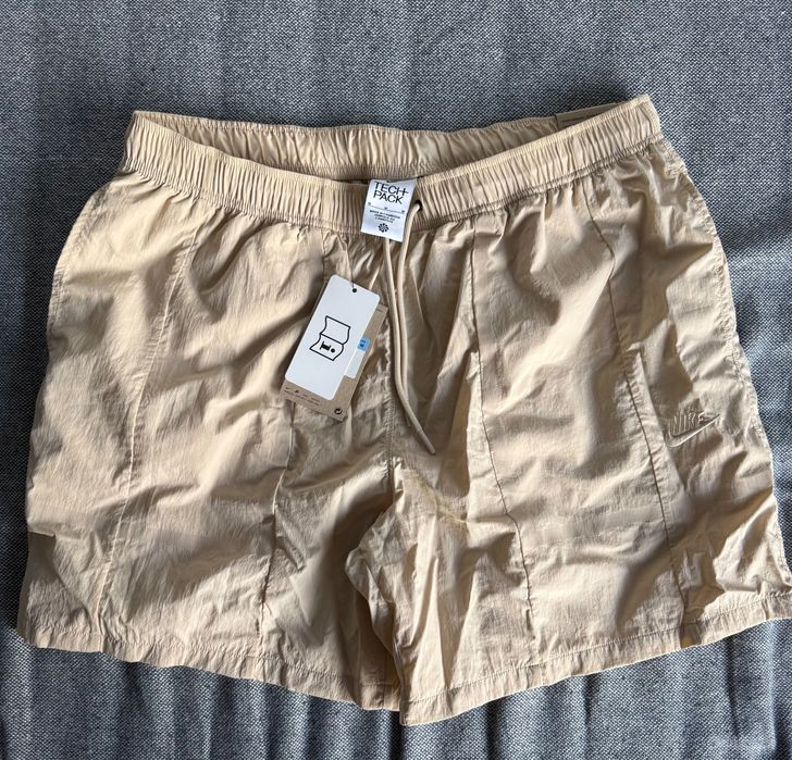 Nike чисто нови шорти/къси панталони