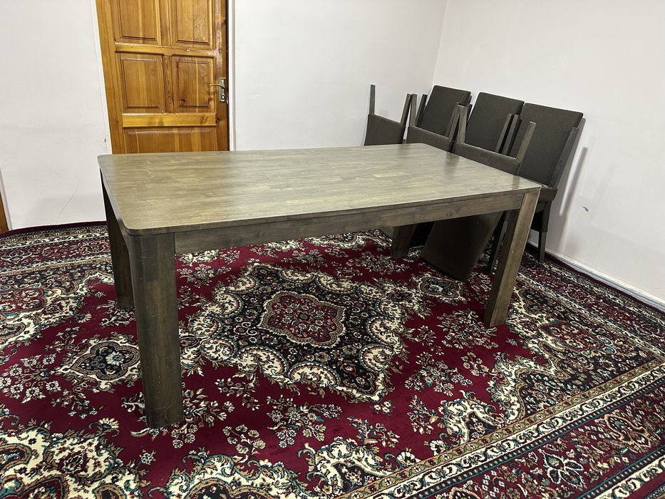 Продам стол из натурального дерева и стулья
