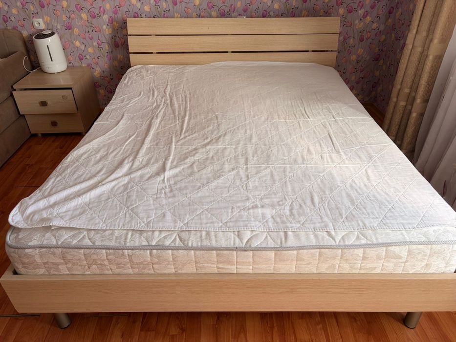 Срочно продам спальный гарнитур