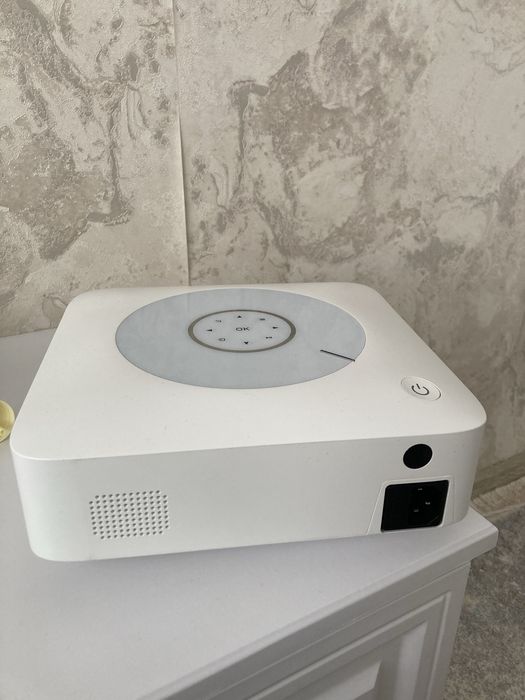 проектор LED Portable Full-HD