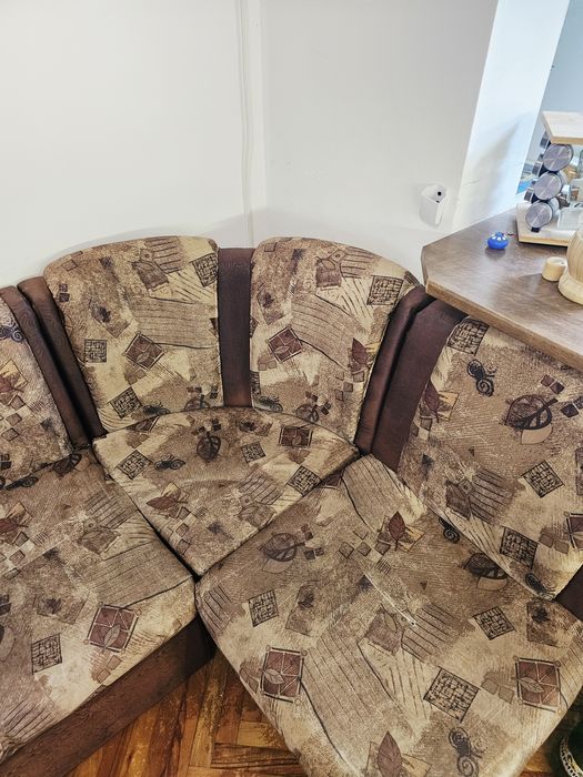 Кухненски ъглов диван