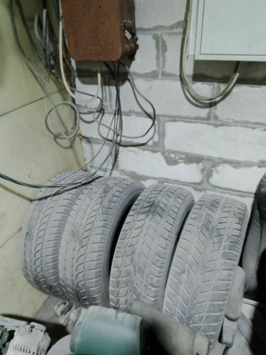 Продам всесезонные