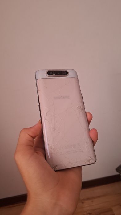 Sumsung galaxy A80