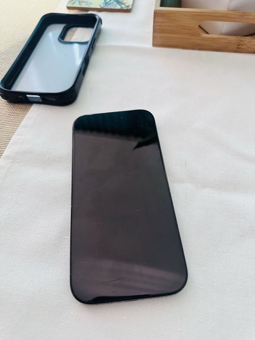 Продавам iPhone 16Pro