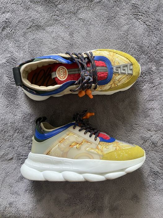 Versace chain reaction
