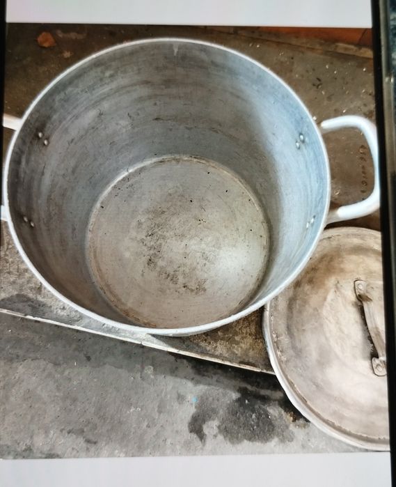 Продам кастрюлю,алюминиевую