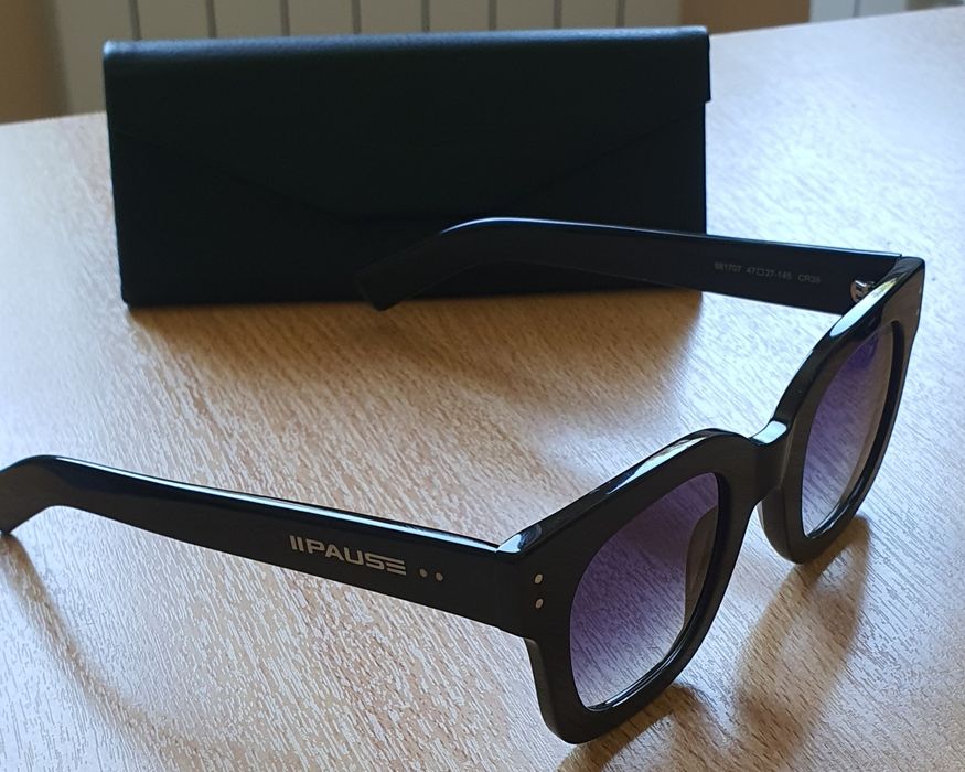 Дамски очила Mirrors Pausejeans
Чисто нови, без забележки. 
Унисекс