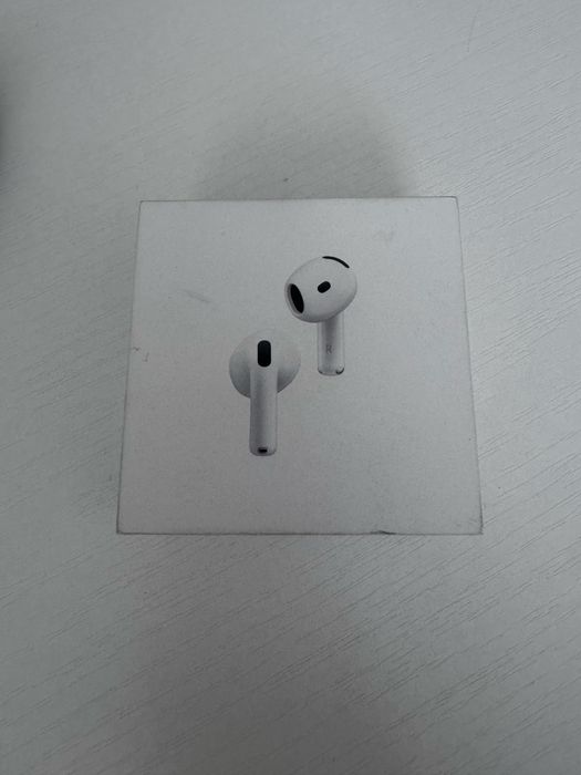 Продам airpods 4