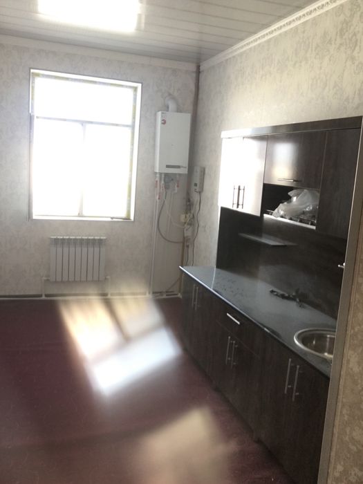 1 xonali kvartira sotiladi juda arzonga Yangi Oʻzbekiston Ruparasi