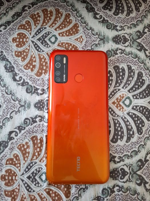 Смартфон Tecno Spark 5 pro