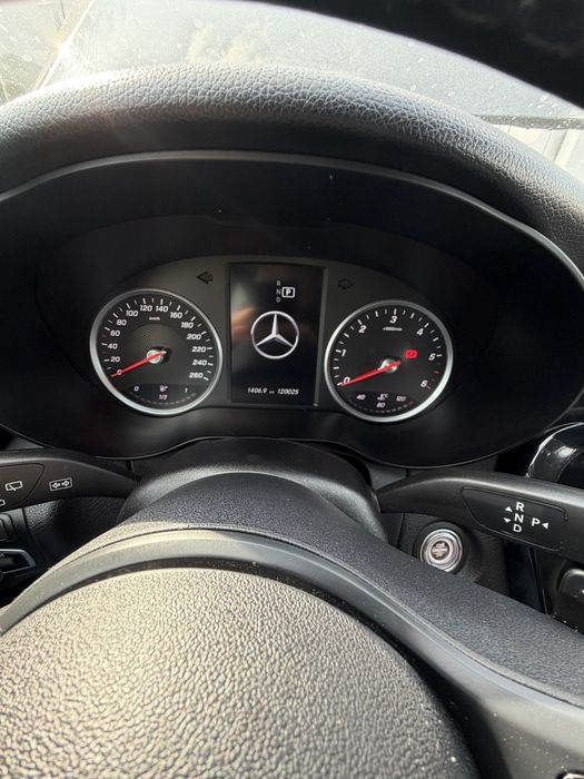 Mercedes benz c class 2019