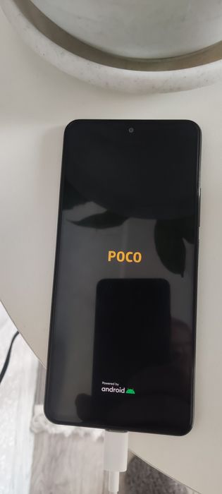 Продам Poco f3 на запчасти