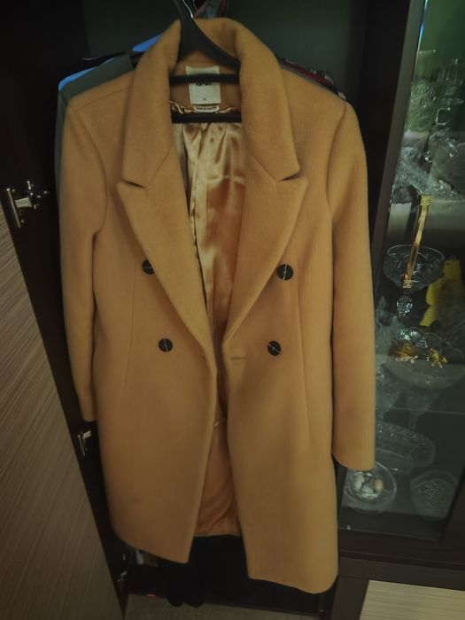 пальто фирменное