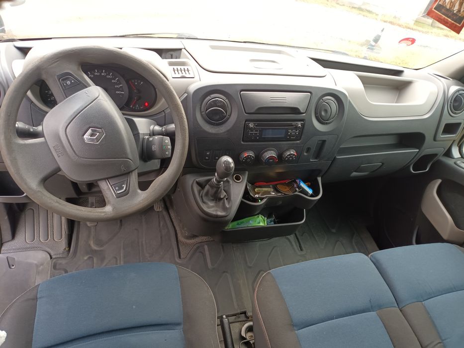 Vând Renault Master 2016