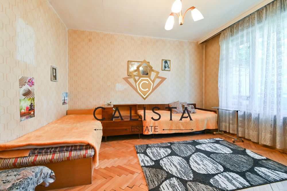 Тристаен апартамент за продажба в ж.к. Сухата река, 2093279