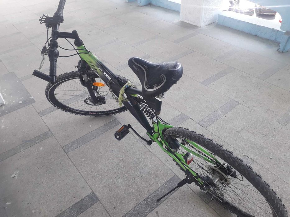 Bicicleta pe 28"