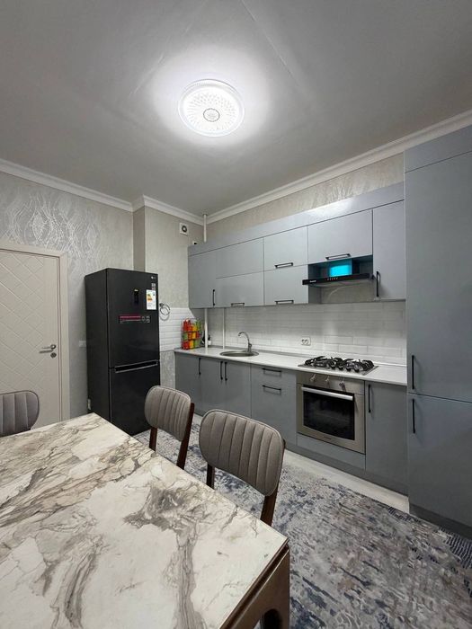 Продам 2/4/9 Узбум Жк Ассалом Сохил голден хаус