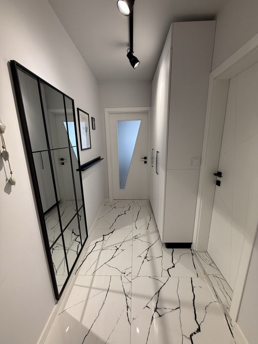 Продава се Тристаен апартамент в Пловдив, Беломорски - 100 кв.м за 2400 €/кв.м - Снимка #11