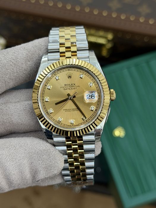 Rolex Date Just Diamond 41mm Champagne Dial
