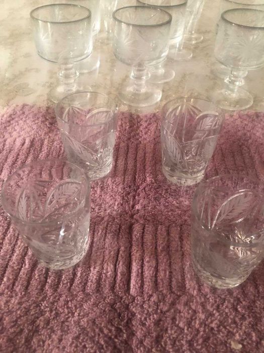 Хрустальные рюмки советские. Всего 22 штук.