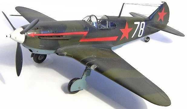 Сборная модель самолета ЛаГГ-3 серии 7-11 (ICM, 1:48)