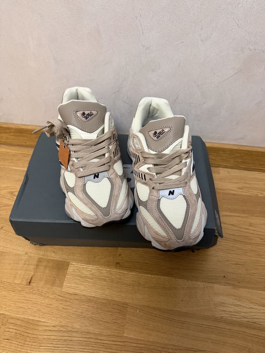 Adidasi New Balance 9060