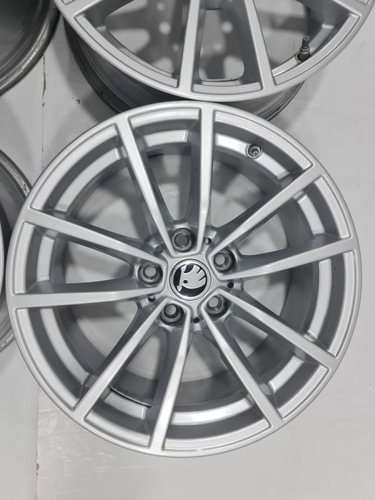 Jante 17 Audi VW Seat Cupra Skoda Mercedes 7.5x17 ET30 5X112