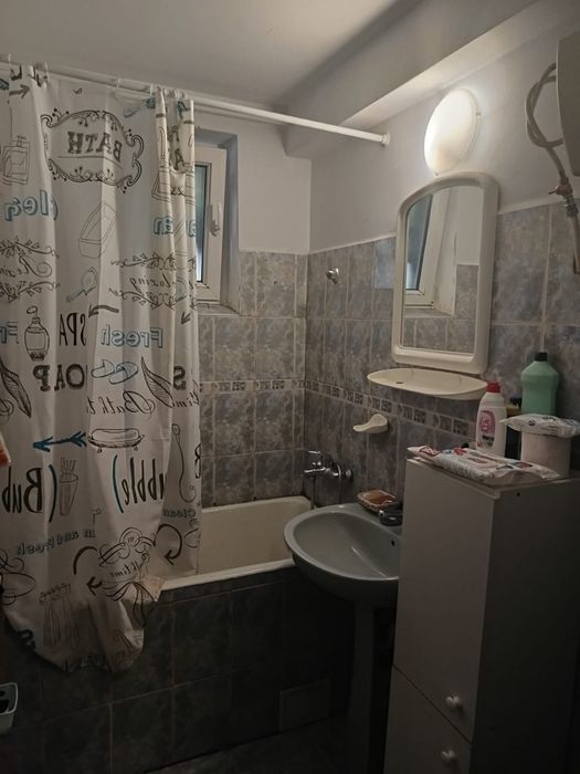 De inchiriat ap. 2 camere, Oradea, zona Fac. Medicina