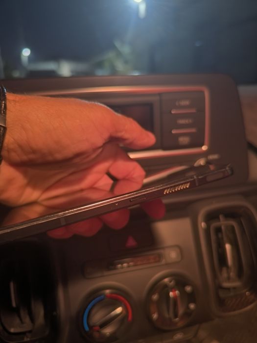 Телефон сотилади процессори яхши кучли