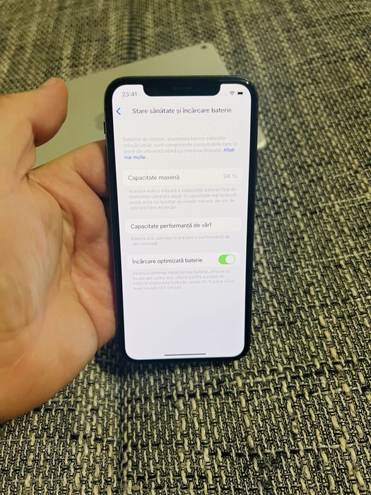 Iphone x gray 256 gb baterie 94% liber de icloud