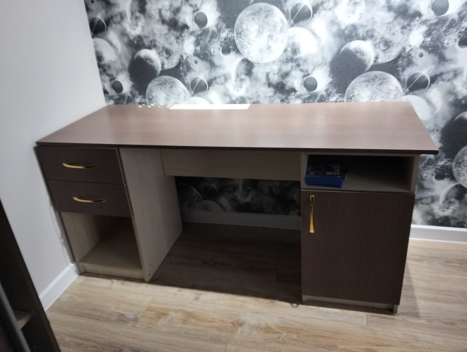 Стол ученический