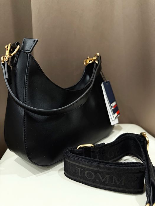Новая сумочка Tommy Hilfiger