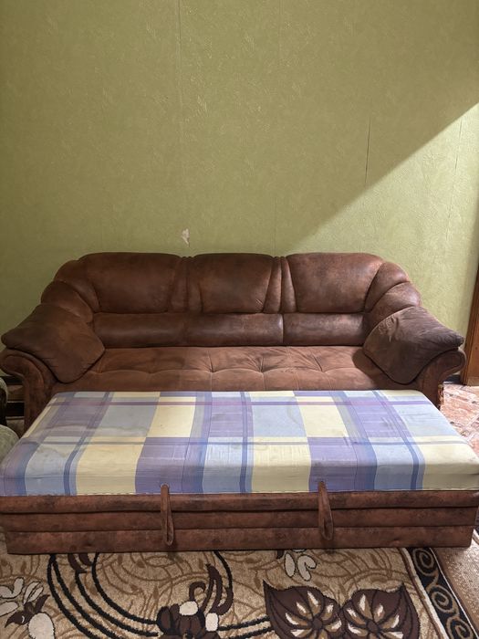 Диван раскладывающийся