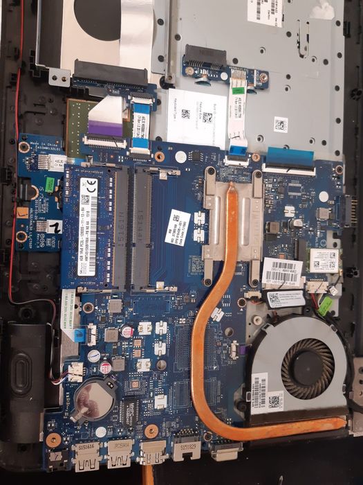 Dezmembrez Laptop HP 250 G4