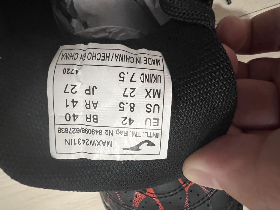Футзальная обувь от Joma