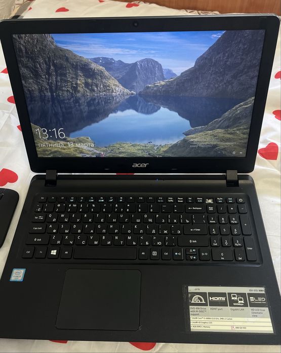 Acer aspire ES1-572