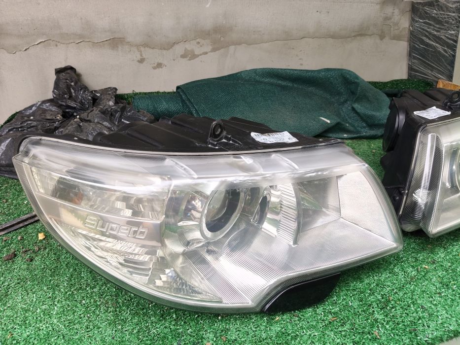 Set faruri Skoda Superb 2