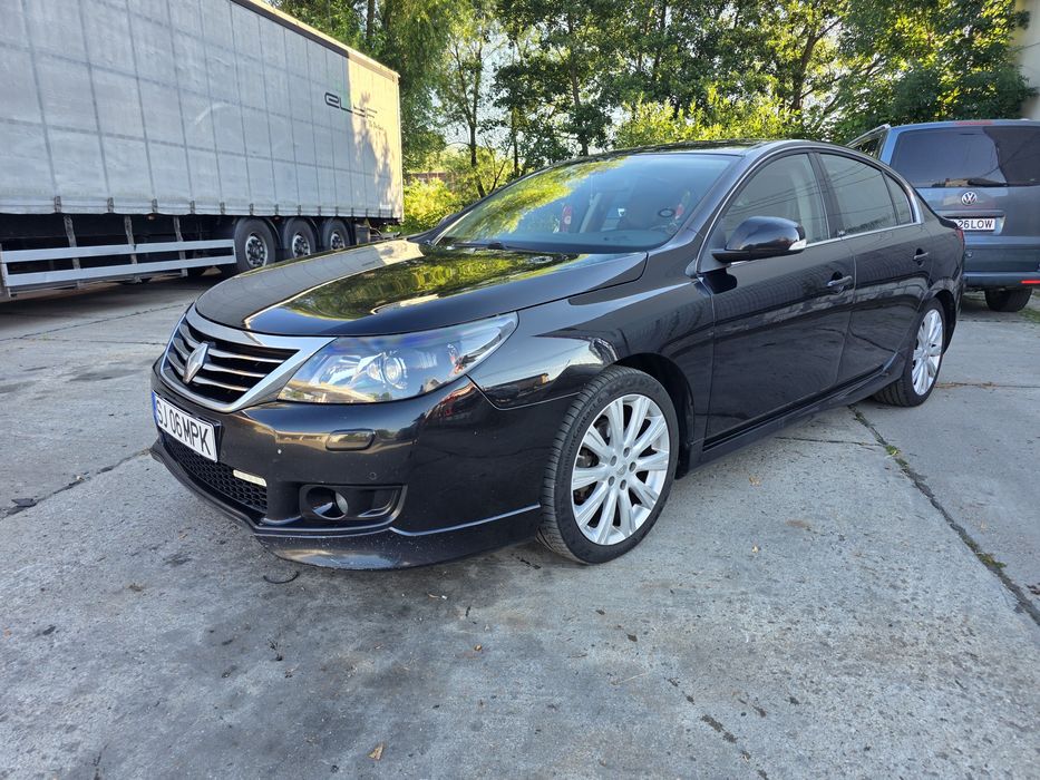 renault latitude