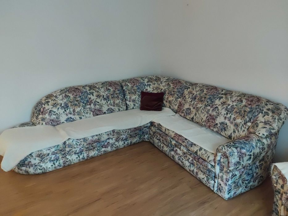 Vand mobila, canapea