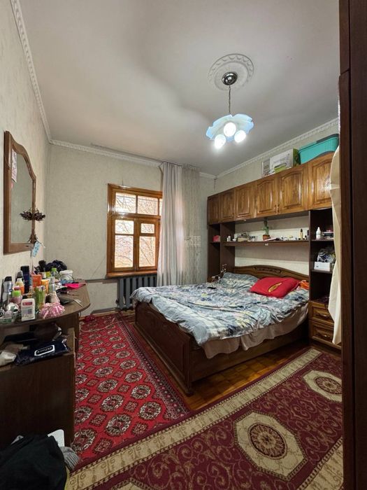 Продается 3х комнатная Сергели 8