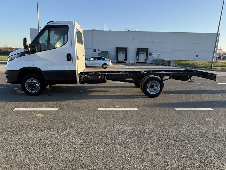 Iveco Daily  platforma anul 2020 euro 6