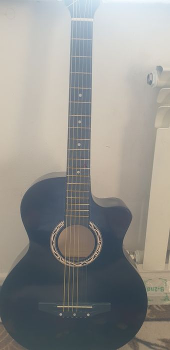 Arzon gitar pul zaril